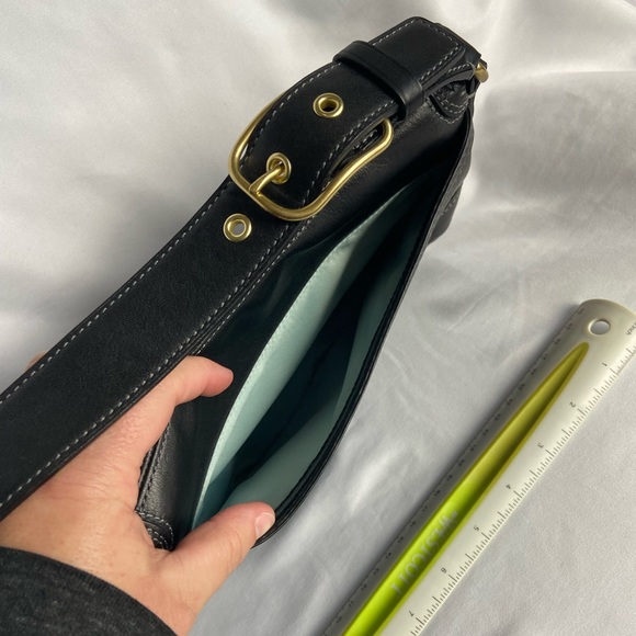 Black coach handbag - Picture 8 of 8